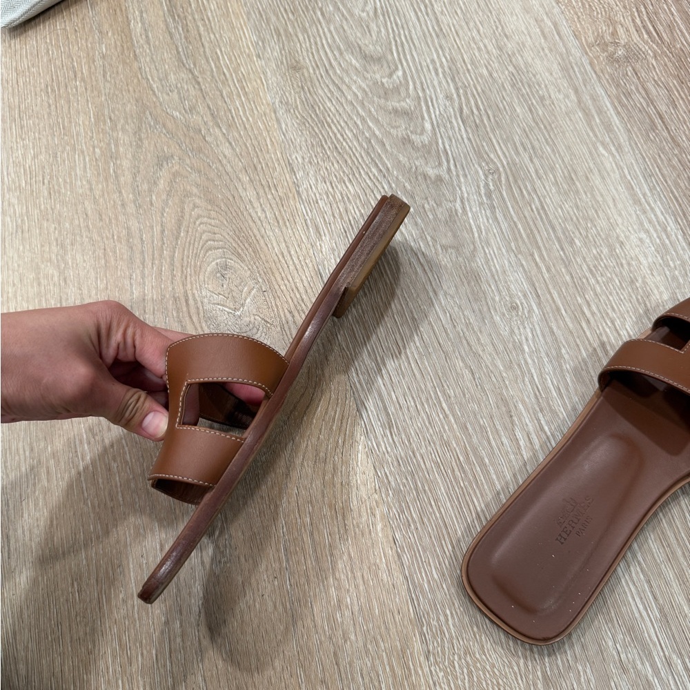Hermes Oran Sandals - Picture 9 of 14